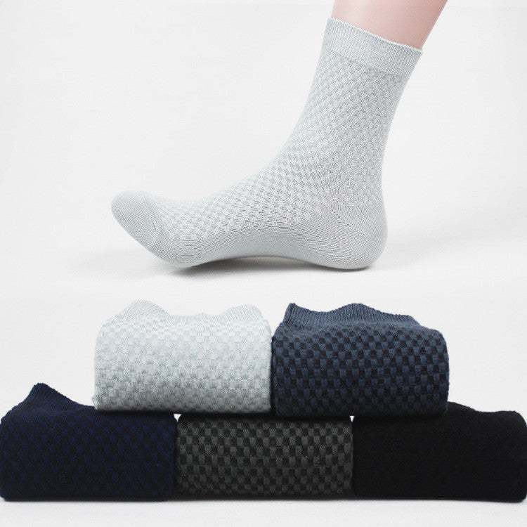 Durable Men's Bamboo Fiber Socks: Medium Thickness Style