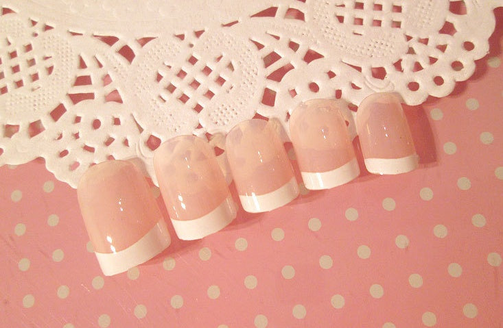 Nail Art French Long Fake Nails Patch for Beautiful and Sleek Manicures