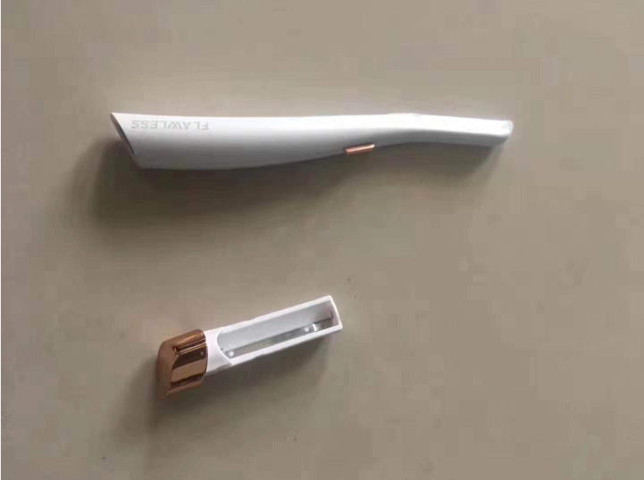 Lighted Dermaplane Facial Razor: White Lady Shaver Model